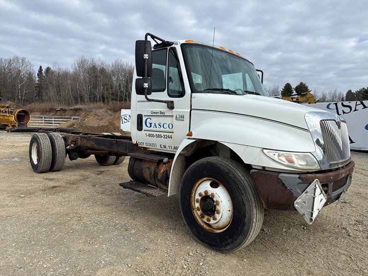 2002-international-4300-sba-image-7