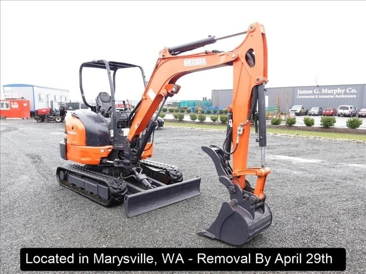 2019-kubota-kx033-4-image-17