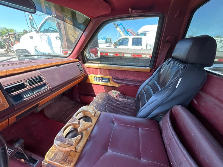 1994-gmc-sierra-1500-image-9