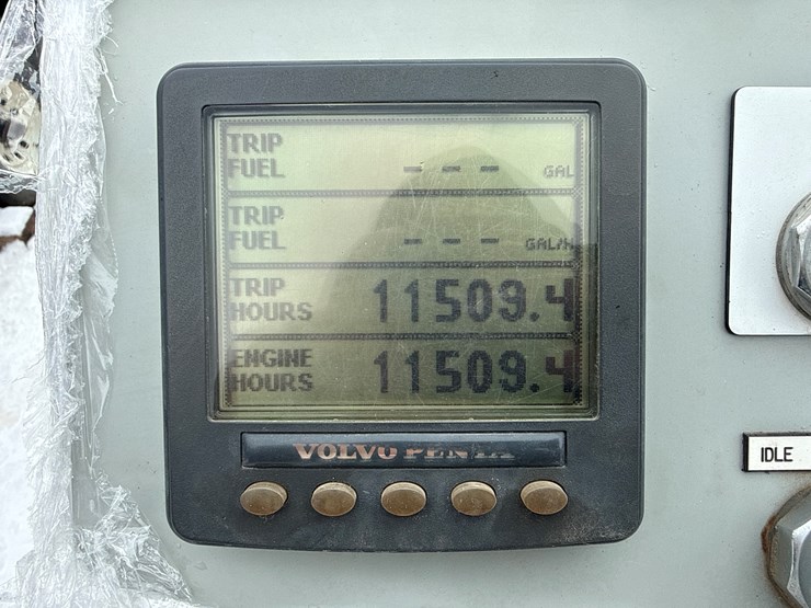 #2212-•-vovlo/marathon-320kw-generator-image-56