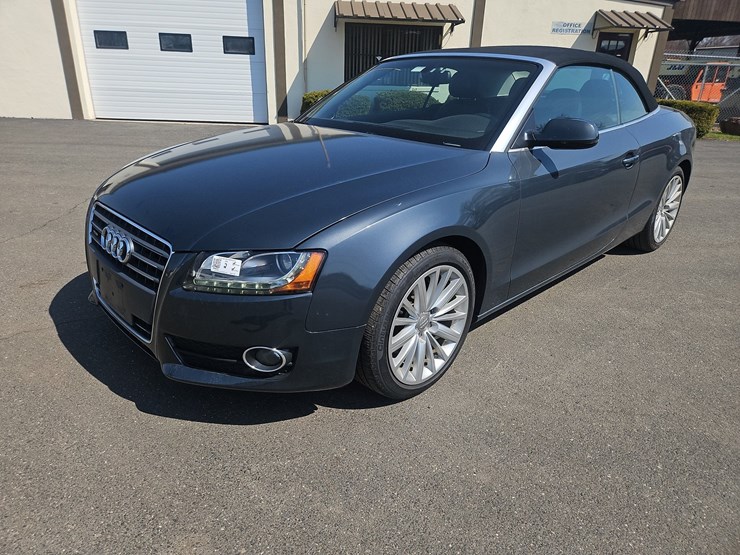 2011-audi-a5-quattro-2-door-convertible-image-1