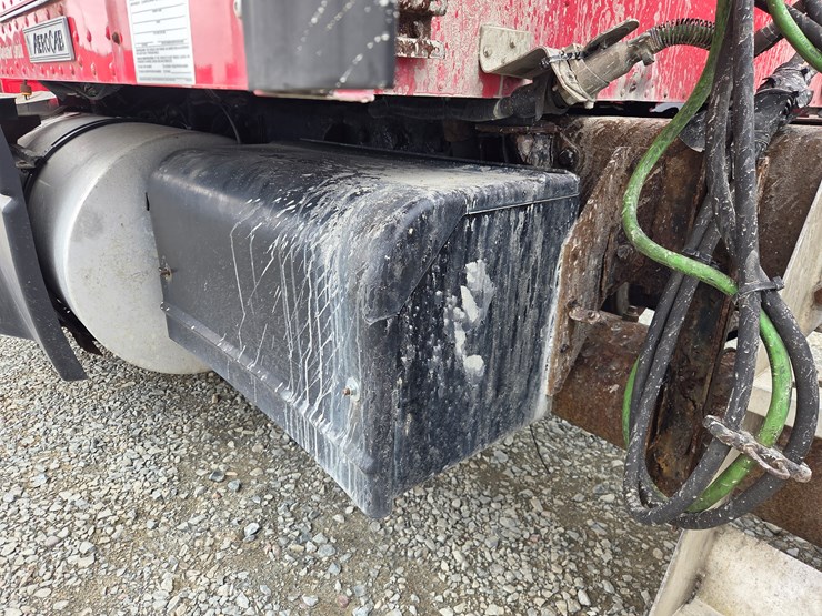 2005-kenworth-t600-image-22