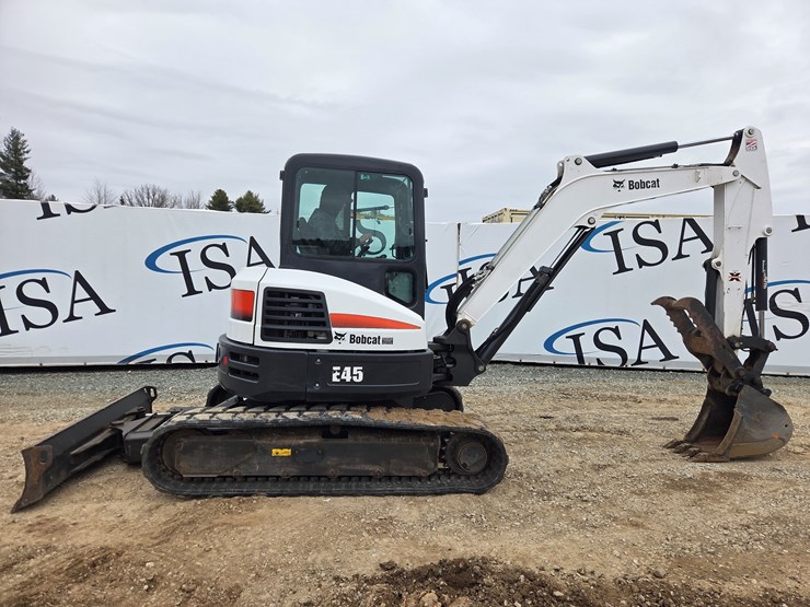 bobcat-e45-image-6