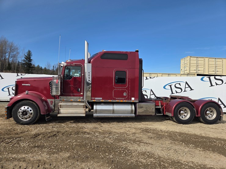 2006-kenworth-w900-image-2