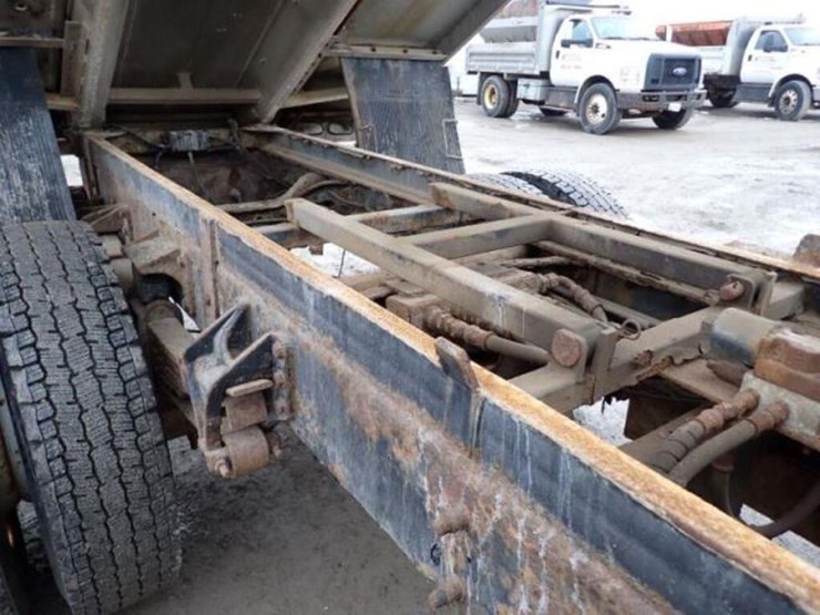 2006-ford-f650-xlt-image-53