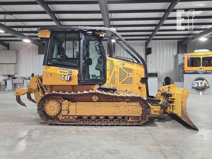 2021-caterpillar-d3-image-6