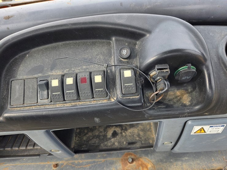 2012-hamm-hd140-image-41