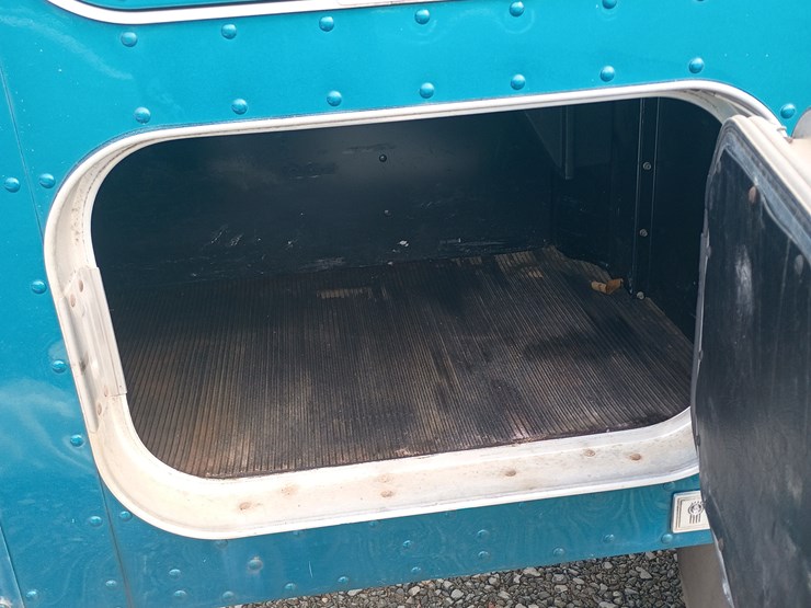 2002-kenworth-t600-image-38