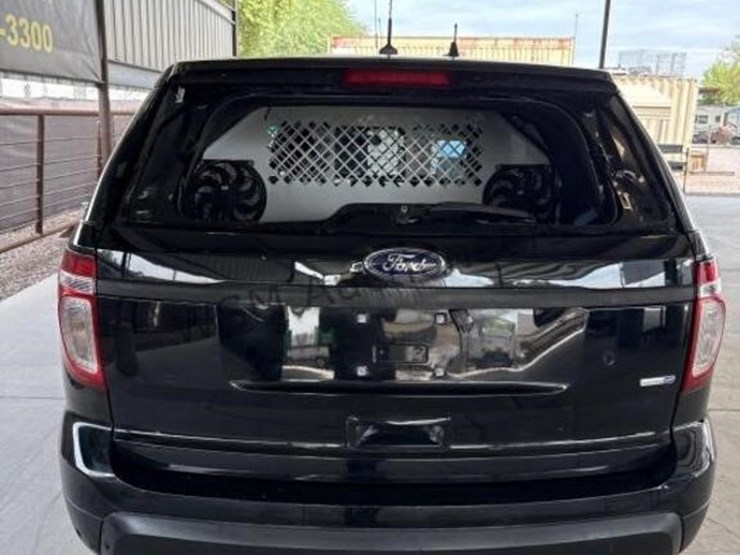 2013-ford-explorer-image-7