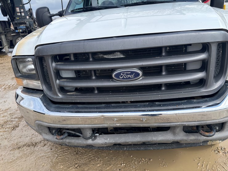 2004-ford-f450-image-13