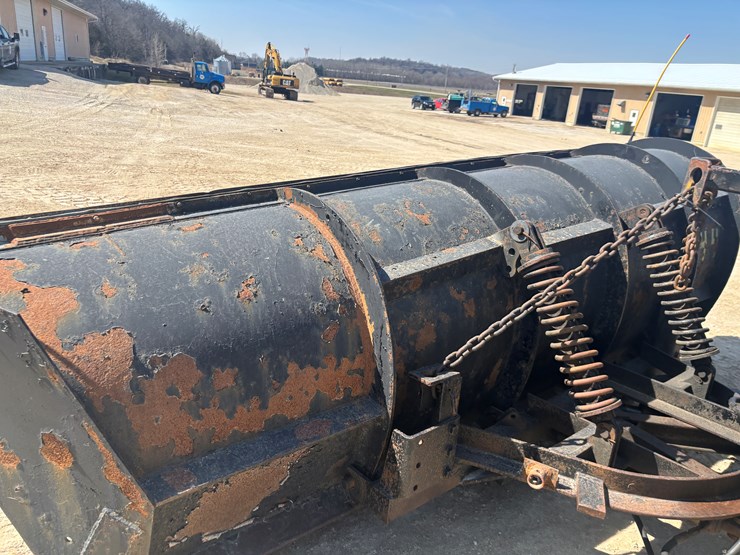 2006-international-7600-image-107