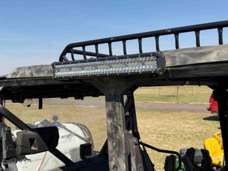 2019-tracker-800sx-le-crew-utv-image-23