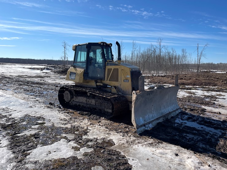 2011-caterpillar-d6k-image-7