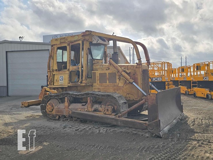 1982-caterpillar-d6d-image-2