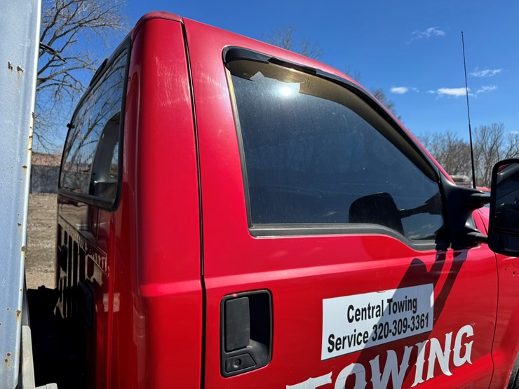 1999-ford-f550-image-19