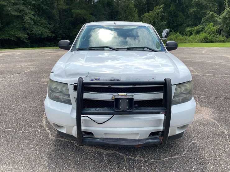 2012-chevrolet-tahoe-image-5