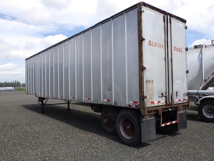 strick-trailer-image-6