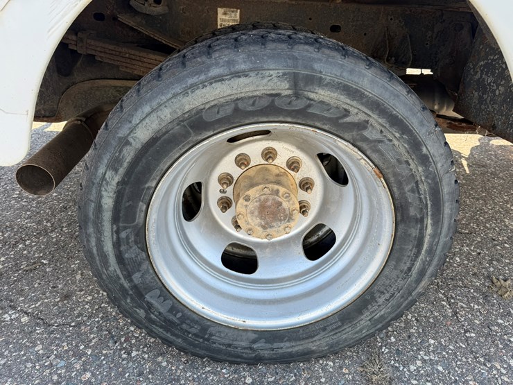 #1060-•-2015-ram-5500-heavy-duty-service-truck-image-49