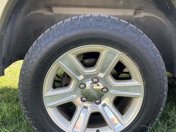 2012-dodge-ram-1500-image-5