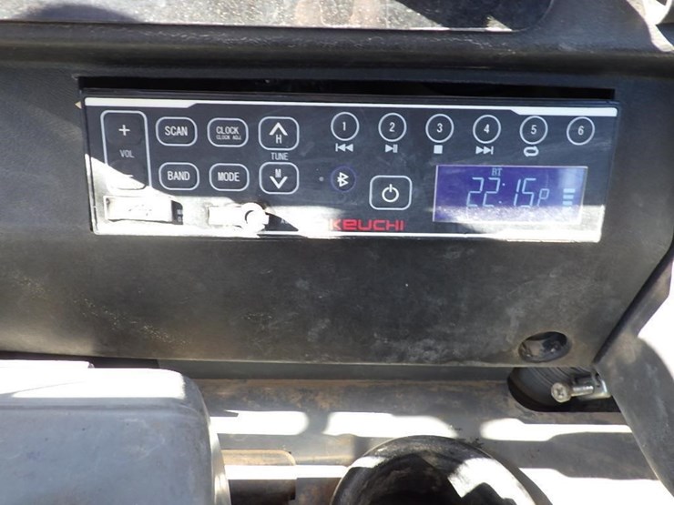 takeuchi-tb260-image-48