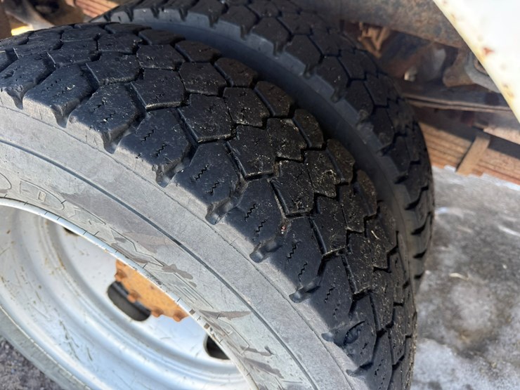 #1063-•-2014-ram-5500-heavy-duty-service-truck-image-37