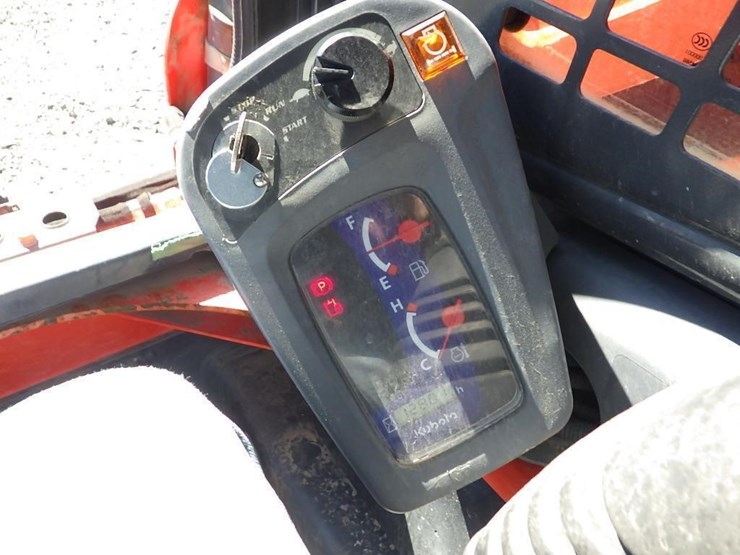 kubota-ssv65-image-27