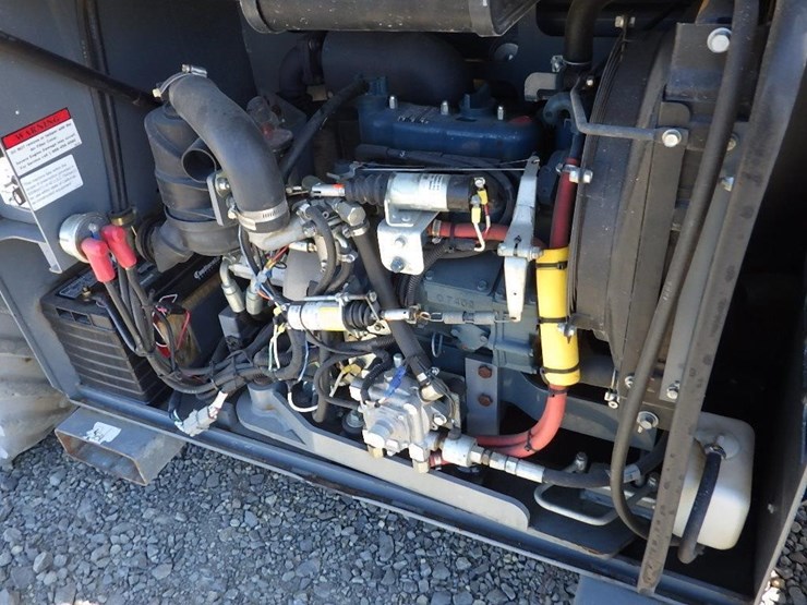 2018-skyjack-sj6826rt-image-11