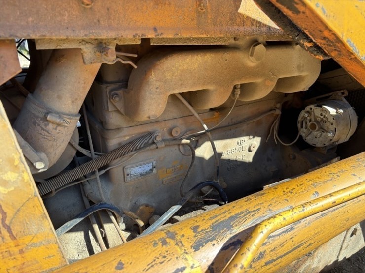 1973-case-850-image-19