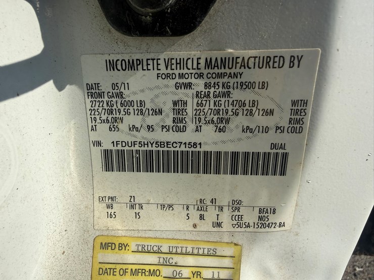 2011-ford-f550-xl-image-49