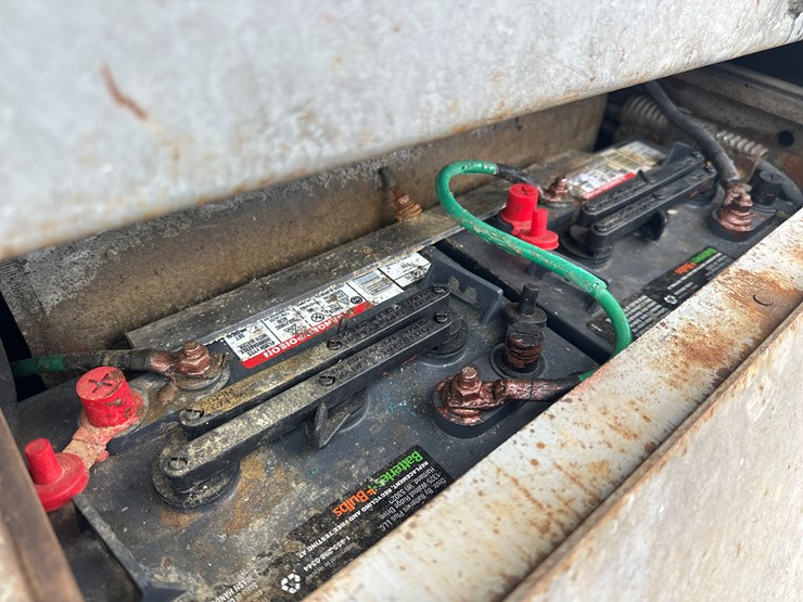 massey-ferguson-8-image-23