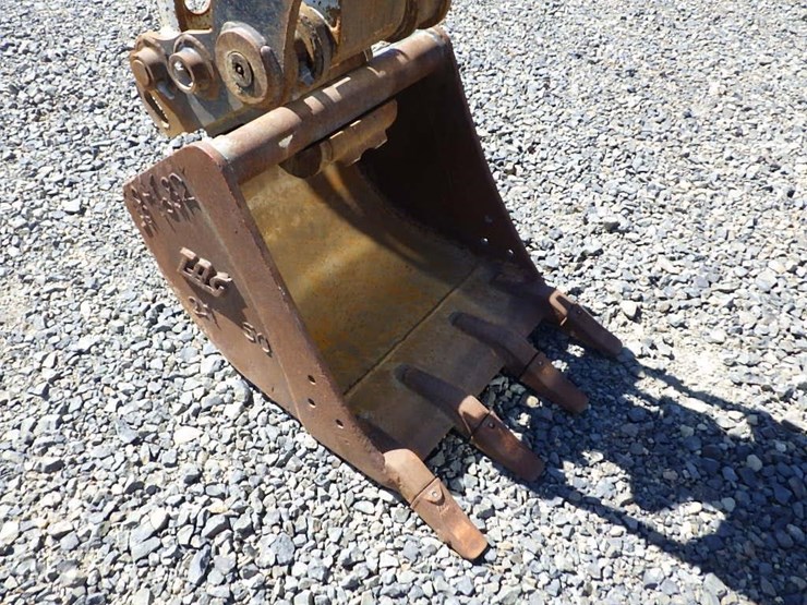 takeuchi-tb260-image-23