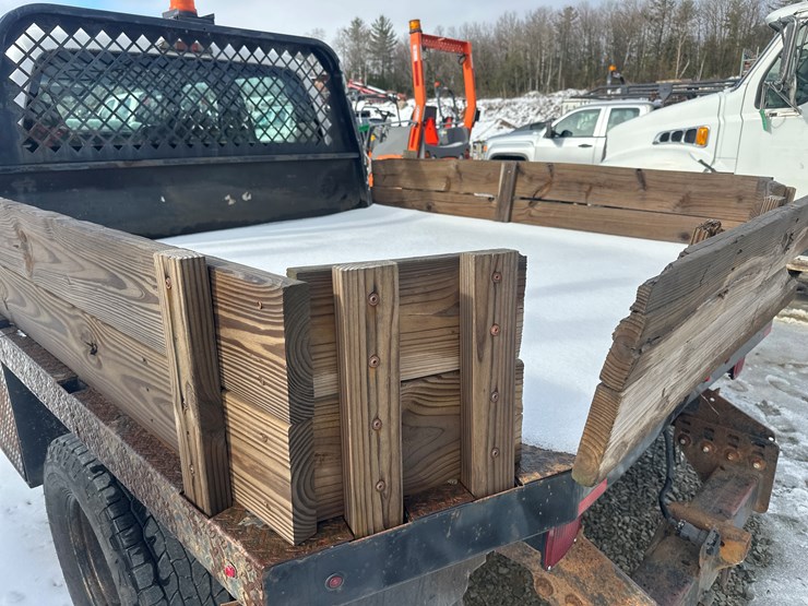 2010-ford-f350-image-22