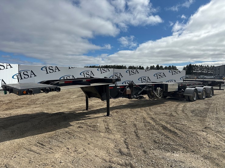 2010-massey-ferguson-8-image-1