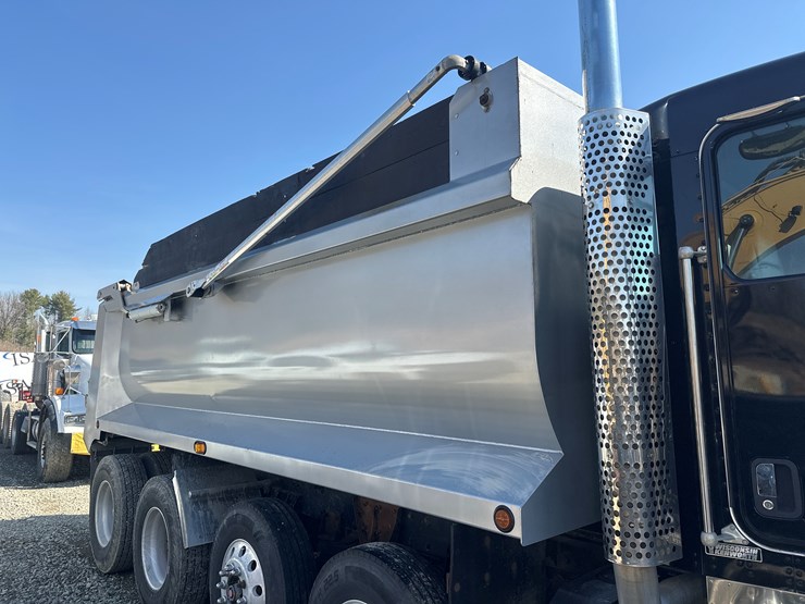 2014-kenworth-t800-image-77