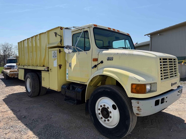 2000-international-4700-image-6