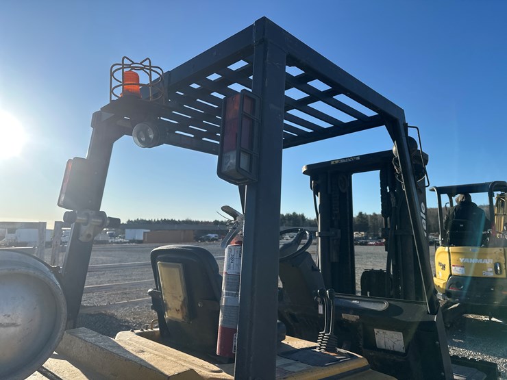 massey-ferguson-8-image-11