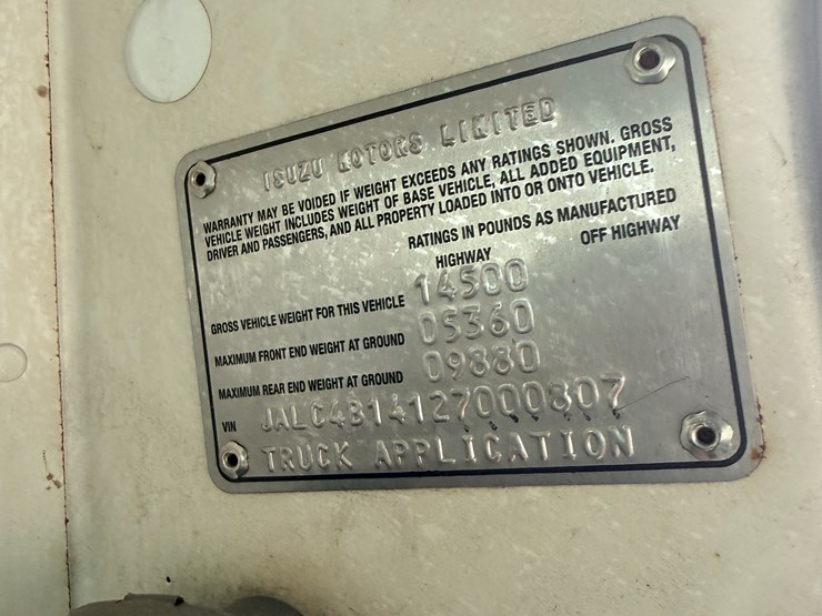 2002-isuzu-npr-image-58