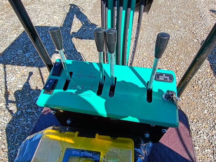 2026-cfg-industry-mh12rx-image-15