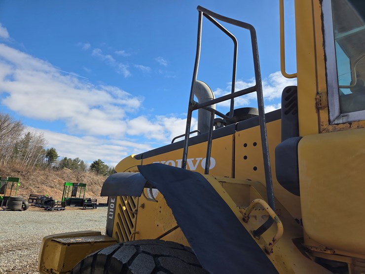 volvo-l110e-image-35