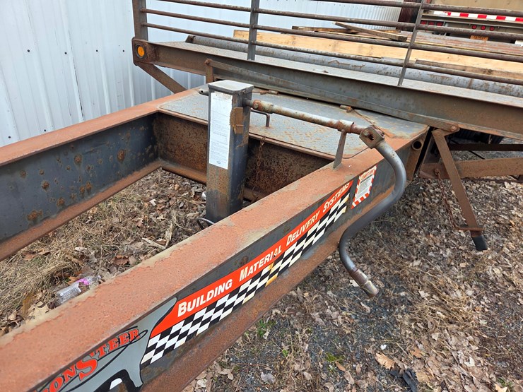 #2358-•-2006-iron-steer-8r20hdi-roll-off-trailer-image-9