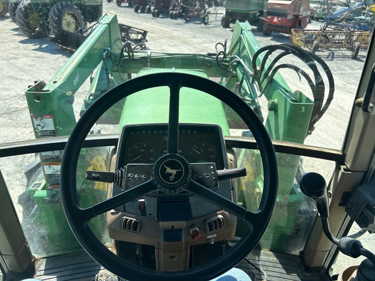 john-deere-6400-image-14