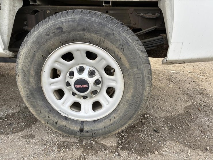 2012-gmc-sierra-3500-image-5