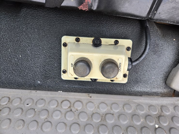 2001-ford-f350-image-37