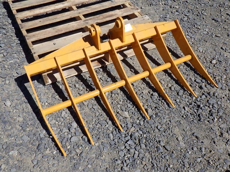 caterpillar-303-image-1