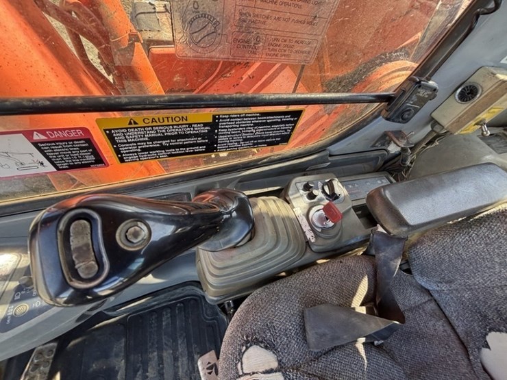 1998-hitachi-ex270-lc-5-image-37