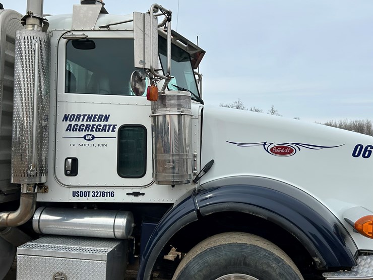 2006-caterpillar-c15-image-16