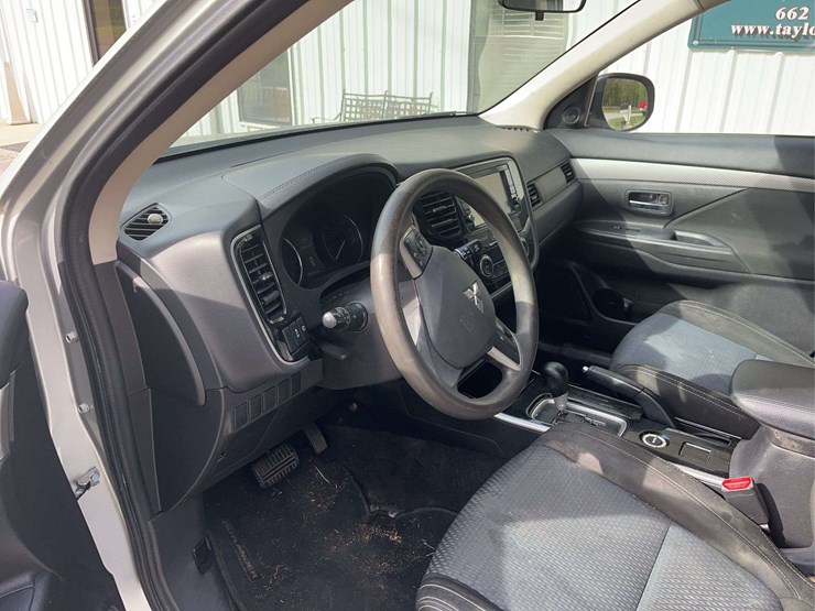 2018-mitsubishi-outlander-image-6