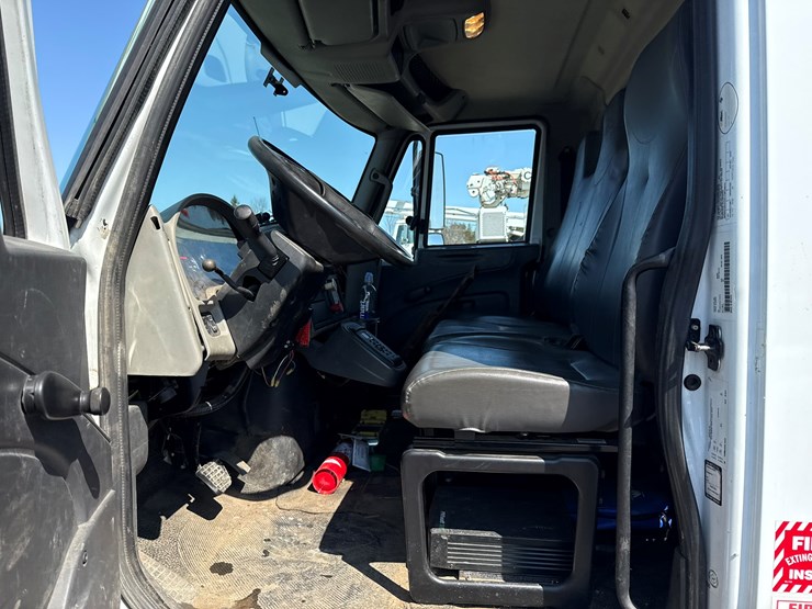 2014-international-4300-sba-image-42