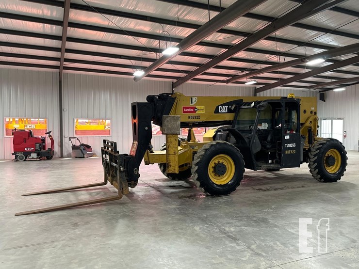 2014-caterpillar-tl1055c-image-1