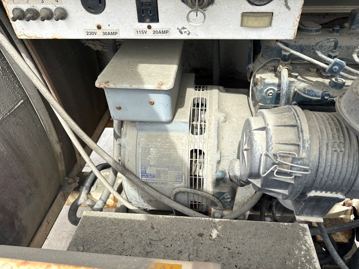 massey-ferguson-8-image-27